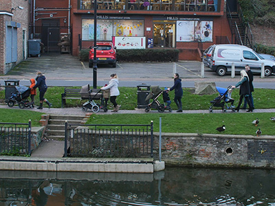 BuggyBoard Maxi <br />Out and about 9